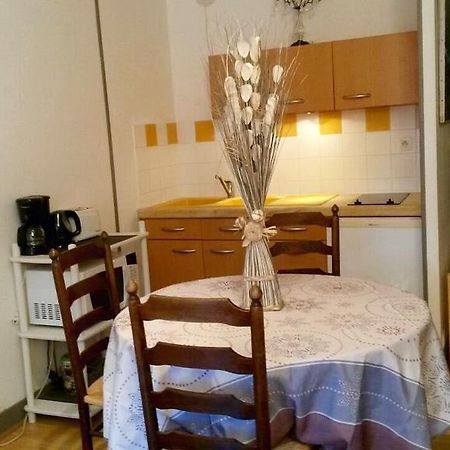Teeraya Apartment Honfleur Ngoại thất bức ảnh